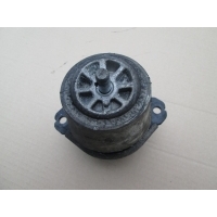 Опора двигателя (подушка) VOLKSWAGEN Touareg 2002-2010 7L6199131C