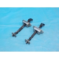 Ограничитель двери задний Nissan Juke (F15) 2011-2019 824301KA0A