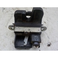 Замок багажника Skoda Yeti 2009- 5L6827505E