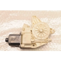 Моторчик стеклоподъемника задний правый Mercedes W212 2009-2013 W204 A2048200642