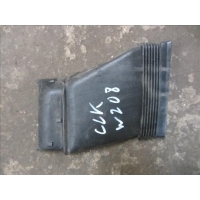 Воздухозаборник (внутри) Mercedes Benz CLK C208 coupe W208 1997-2002г A2028300525