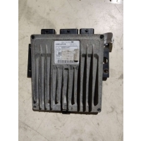 Блок управления двигателем Renault Kangoo 1 2000 8200331477