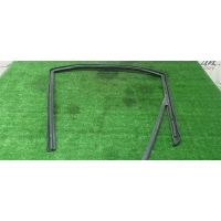 направляющая стекла двери VW Touareg 2002-2010 7l0839432c