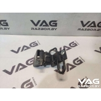 Петля двери задней левой Volkswagen Touareg 1 2008 7L0833411A