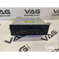 CD-чейнджер Audi A4 B7 2007 8E0035111D