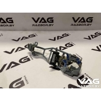 Скелет ручки наружной передней правой Volkswagen Touareg 1 2009 7L0837886E