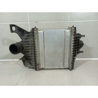 Интеркулер Land Rover Range Rover 4 LR062405