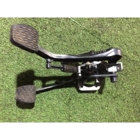 педальный узел Mercedes-Benz 190 w201 1990 A1292900119
