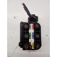 Блок клапанов пневмоподвески Mercedes S W221 5 поколение (2005-2009) 2006 A2513200058