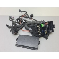 Блок предохранителей под капот Volkswagen Tiguan 2 2016 5Q0907361C, 5Q0907361G, 5Q0937132C
