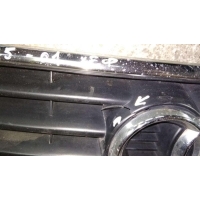 решетка радиатора В КАПОТ , С ЭМБЛЕМОЙ , ТРЕЩИНА. Audi A6 4B/C5 1999 4B0853651A