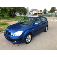 Kia рио 1.4 бензин климат alu фаркоп парктроник opłacona с германия