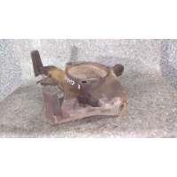 КУЛАК ПОВОРОТНЫЙ ПЕРЕДНИЙ правый , 2.5TD 1991