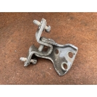 Петля двери задней правой Mitsubishi Lancer 9 2002