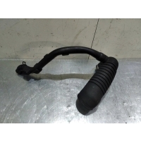 Патрубок воздушного фильтра Volkswagen Passat B5 1996-2000 1999 8D0129615C 028103493AG