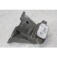 Кронштейн КПП BMW 5 E60/E61 2006 6761108