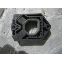 Кронштейн радиатора Skoda Octavia (A5 1Z-) 2004-2013 1Z0121367B
