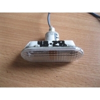 Повторитель на крыло белый Ford Focus II 2005-2008 1336185