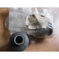 Сайлентблок заднего рычага Mitsubishi Pajero /Montero (V1, V2, V3, V4) 1997-2004 MB584166