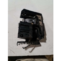 Крепление блока предохранителей Volkswagen Caddy 2011 1K0907361C