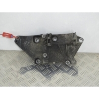 Кронштейн генератора Renault Scenic 2 (2003-2009) 2005 8200100148