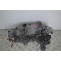 Кронштейн генератора Renault Trafic 2 (2006-2015) 2007 8200527320