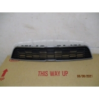 Решетка в бампер Chevrolet Aveo (T300) 2011>