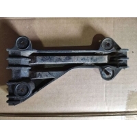 Кронштейн крепления крыла переднего левого Audi A6 C4 (S6,RS6) 1996 4a0807283a