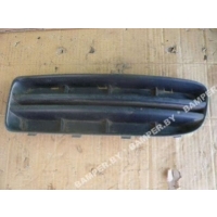 Заглушка (решетка) в бампер передний Skoda Octavia 2002 1U0807367C