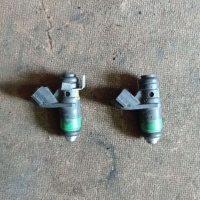 Форсунка Seat Cordoba 2005 03E906031