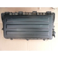 Корпус воздушного фильтра Volkswagen Golf 5 2008 036129611CD,036129620H