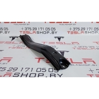 Направляющая шторки багажника (салазки) Tesla Model 3 2019 1098705-00-C