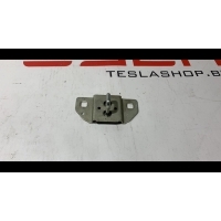 Петля крышки багажника Tesla Model S 2012 1009419-00-B,A2127400132