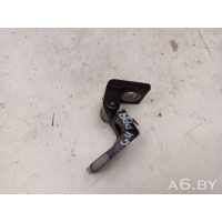 Петля двери передней правой Skoda Fabia 1 2000 6Y0833402C