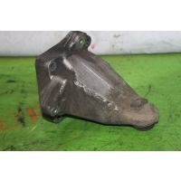 кронштейн MERCEDES C-CLASS W203 2004 A2712230904
