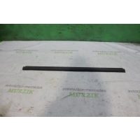 Уплотнитель двери MERCEDES C-CLASS W203 2000 A2037251465