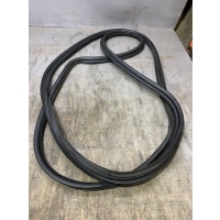 Уплотнитель двери MERCEDES V-CLASS W639 2007 A6397330298, A6397330398