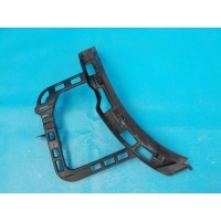Кронштейн заднего бампера левый VOLKSWAGEN Passat B7 2011-2015 3AF807377