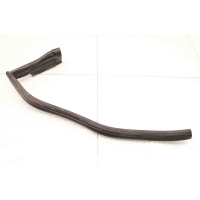 Уплотнитель капота правый Mercedes W212 2009-2013 A2126280098