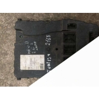 Блок предохранителей Renault Megane 2 2006 8200305575