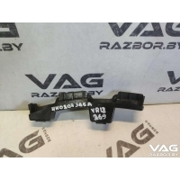 Кронштейн крепления бампера заднего Audi A8 D4 (S8) 2012 4H0807365A