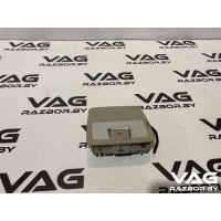 Фонарь салона (плафон) Audi Q7 4L 2008 4L0947163,4L0947164A