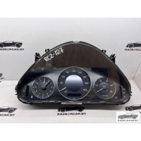 Щиток приборов (приборная панель) Mercedes E W211 2005 A2114407611