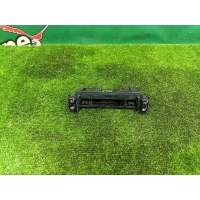 Блок кнопок подогрева сидений Mercedes-Benz E S210 1999 A2108200151