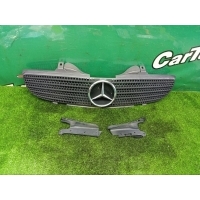 Решетка радиатора Mercedes-Benz SLK R170 2000 A1708800485