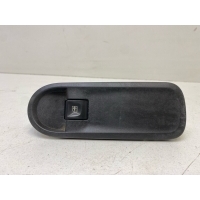 Кнопка стеклоподъемника RENAULT DUSTER 1 2010- 809601386r