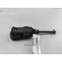 Личинка замка Перед. Лев. Renault Scenic II (2003-2009) 2004 05011614