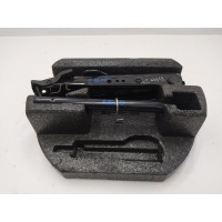 Домкрат Ford Fiesta 6 (2008-2013) 2011 8V2117080AD