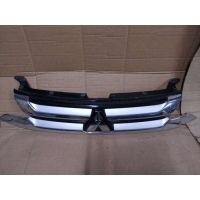 Решётка радиатора Mitsubishi Outlander 3 2014 7450А992