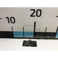 Крепеж (клоп) Renault Lada Largus 2012 8200176733